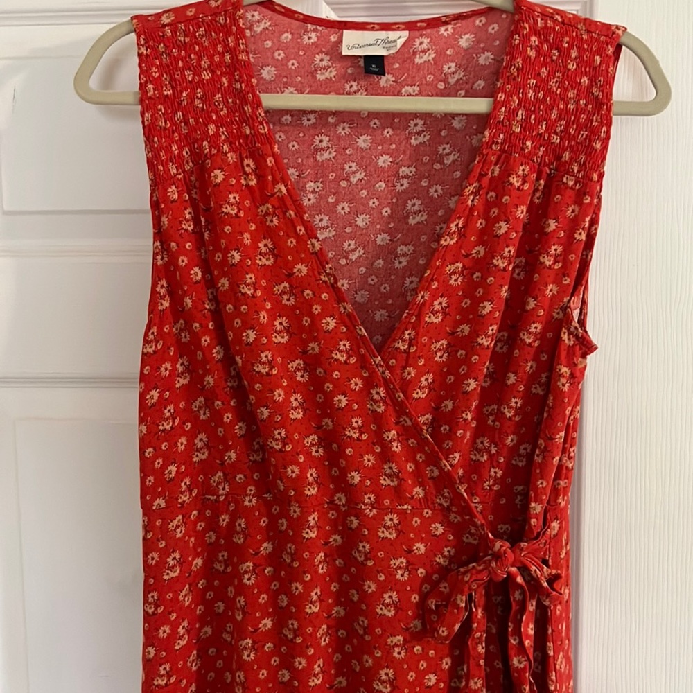 Universal thread, high low, sundress front wrap